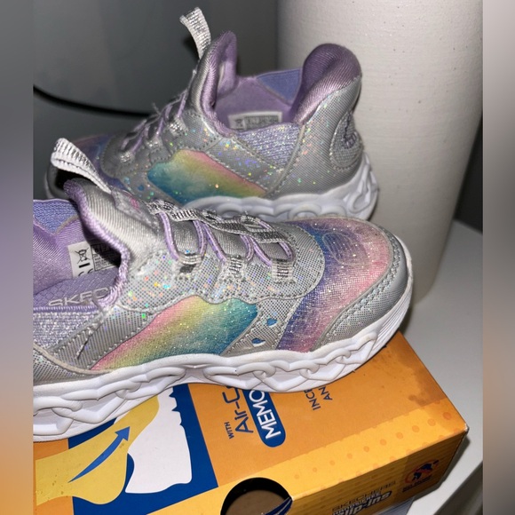 Skechers Slip-ins: Infinite Heart Lights toddler size 8 - Picture 5 of 10